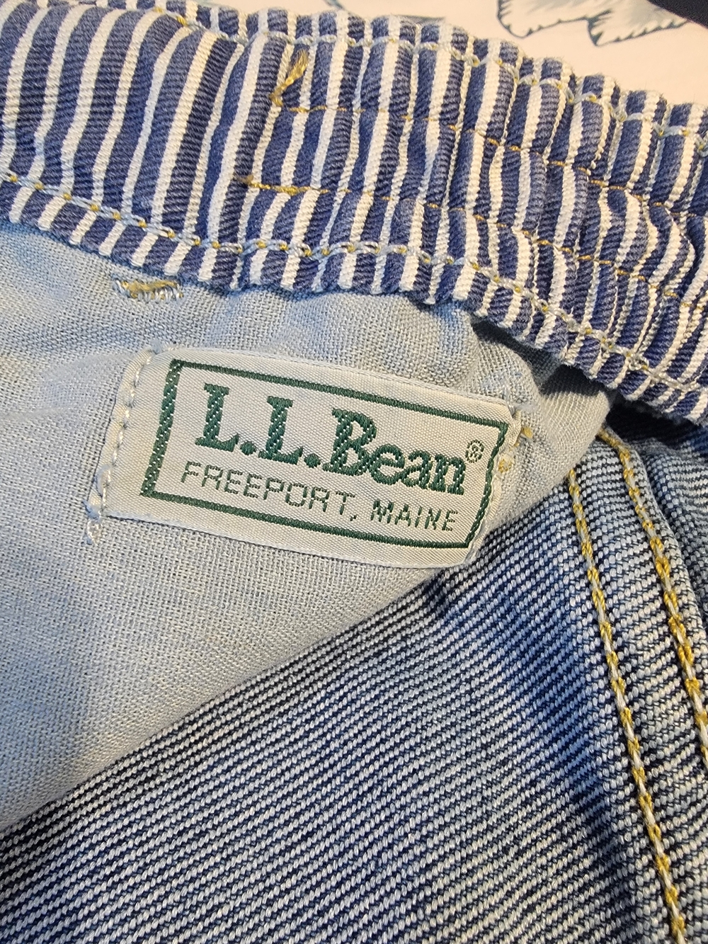 L.L. Bean Women's High Waisted Strech Waist Mom Denim Jeans - Picture 6 of 9